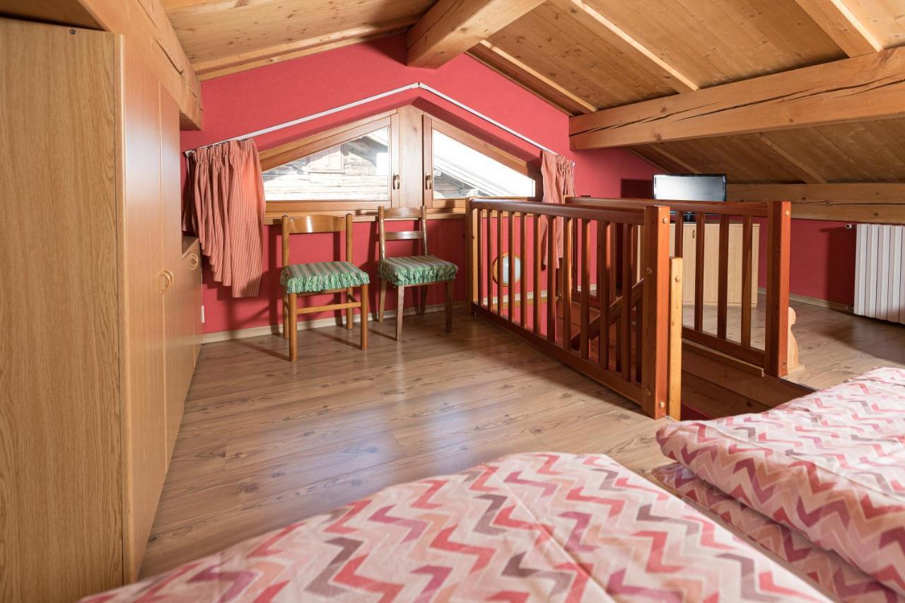 Baita Miralago - Appartamenti Abar Livigno Exteriér fotografie