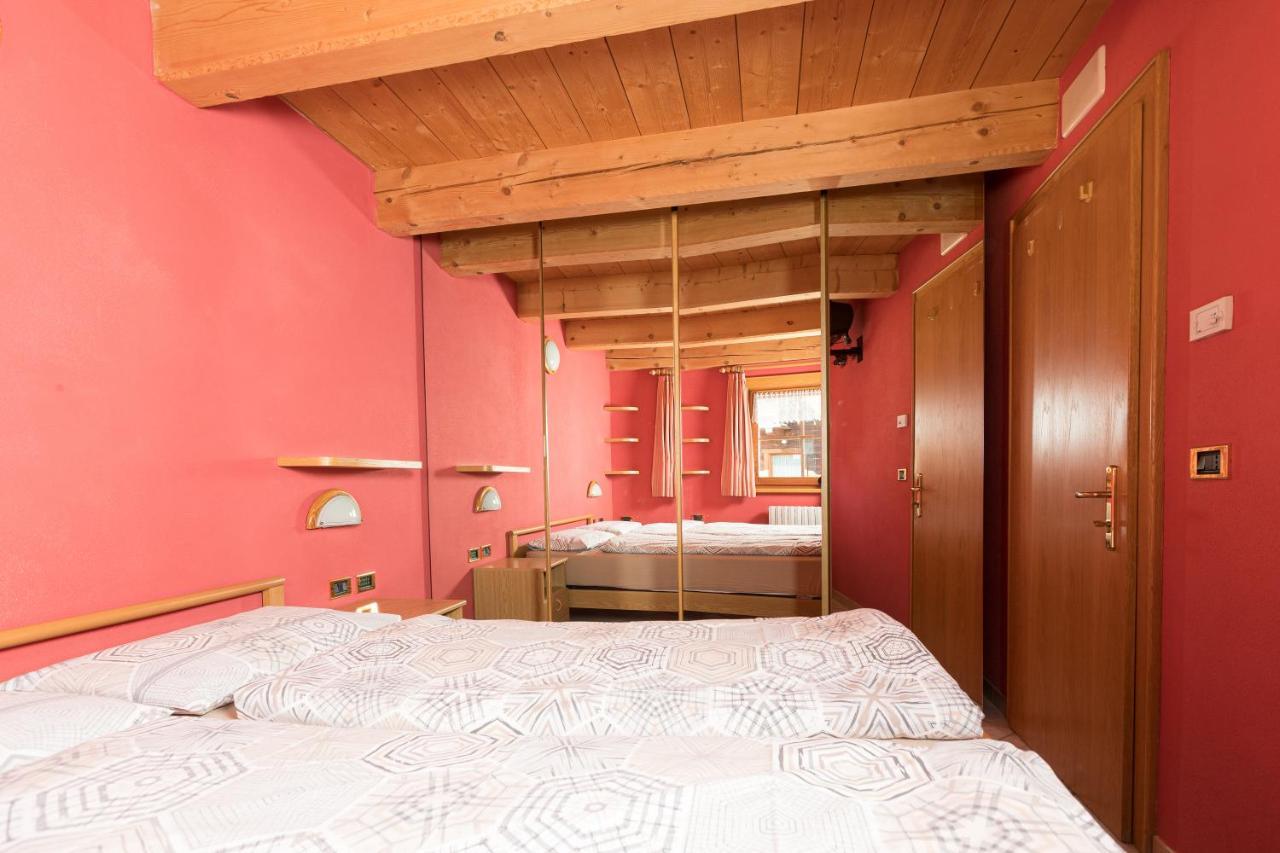 Baita Miralago - Appartamenti Abar Livigno Exteriér fotografie